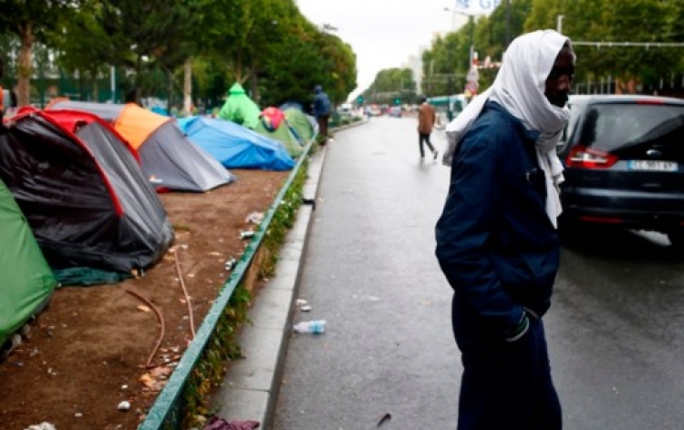 Jediný způsob, jak zabránit občanské válce je vytvoření muslimského státu ve státě, doporučuje francouzský akademik