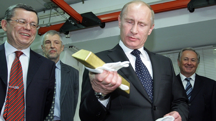 Rusko hromadí zlato nejrychleji na světě. A nijak v tom nepolevuje