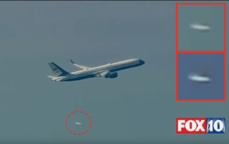 Během odletu Donalda Trumpa na inauguraci bylo spatřeno UFO