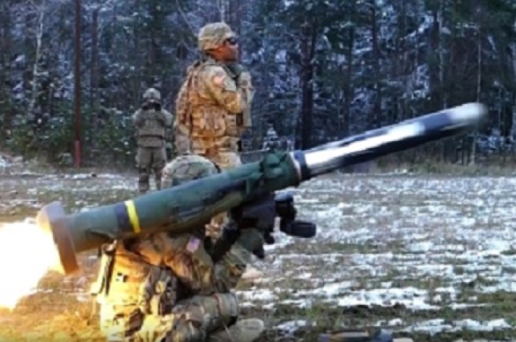 Pomůže americká „zázračná zbraň“? Ukrajinci vkládají naděje do Javelinu, jenže…