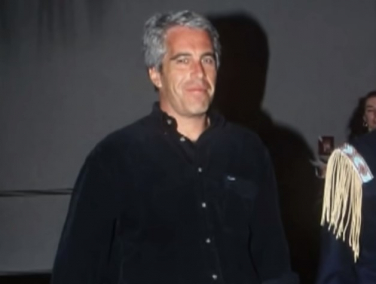 Epstein je naživu, mám spolehlivé důkazy, uvedl známý americký právník
